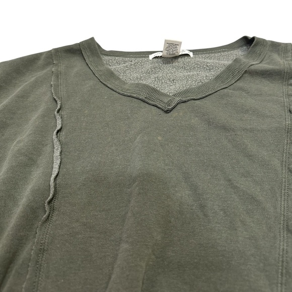 Altar’d State Women’s Army Green Scoop Neck Raw Sweater Small - Picture 2 of 7